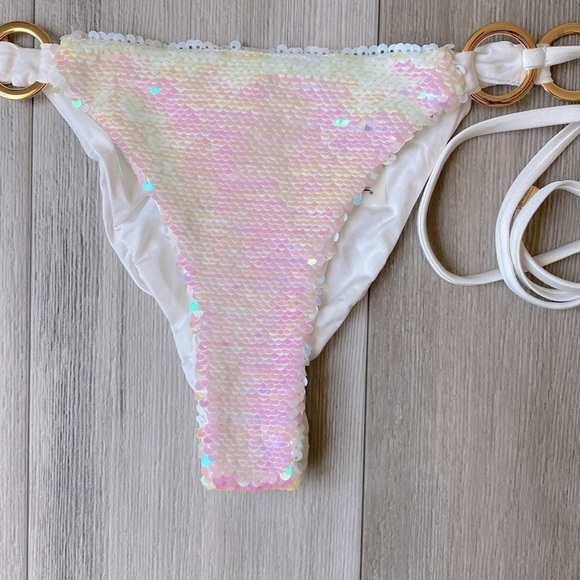 Large/ Small Beach Bunny Bikini Set - Picture 2 of 10